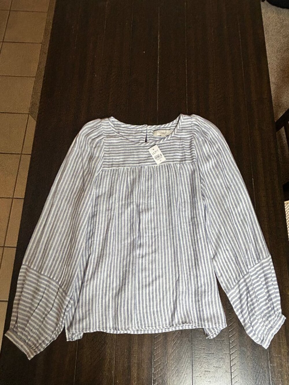 LOFT White & Blue Lightweight Dress Shirt